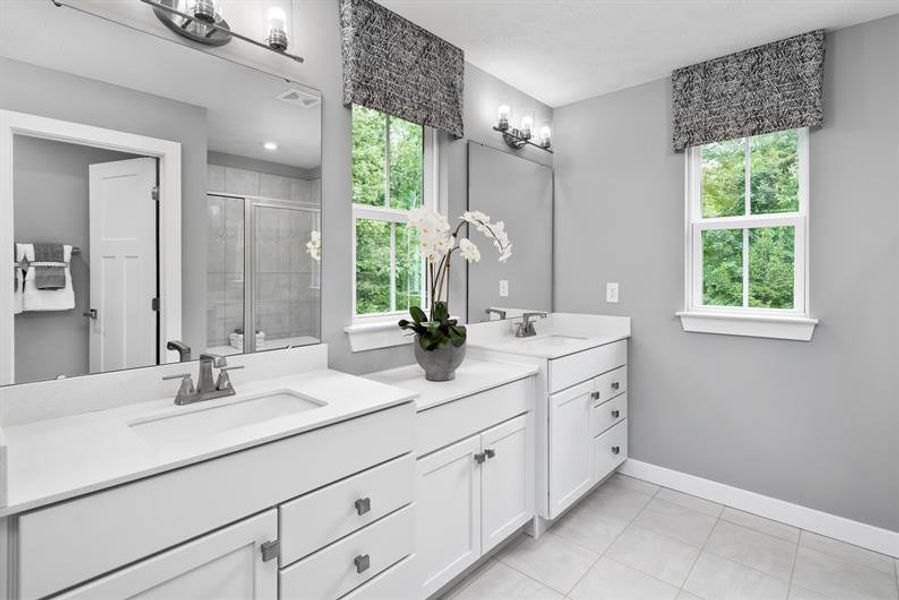 Representative furnished interior of a home built from the Roanoke by Ryan Homes in Muirwood, Murfreesboro (Image 23).
