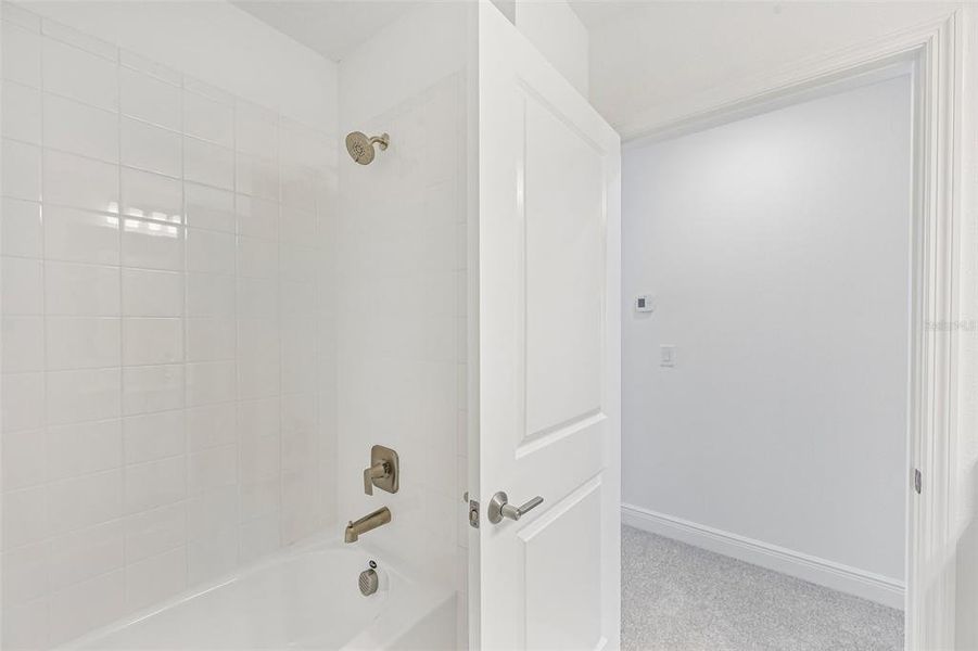 Spacious, unfurnished interior of a new home in SeaFlower, Bradenton (Image 12). Spacious, unfurnished interior of a new home in SeaFlower, Bradenton (Image 12).