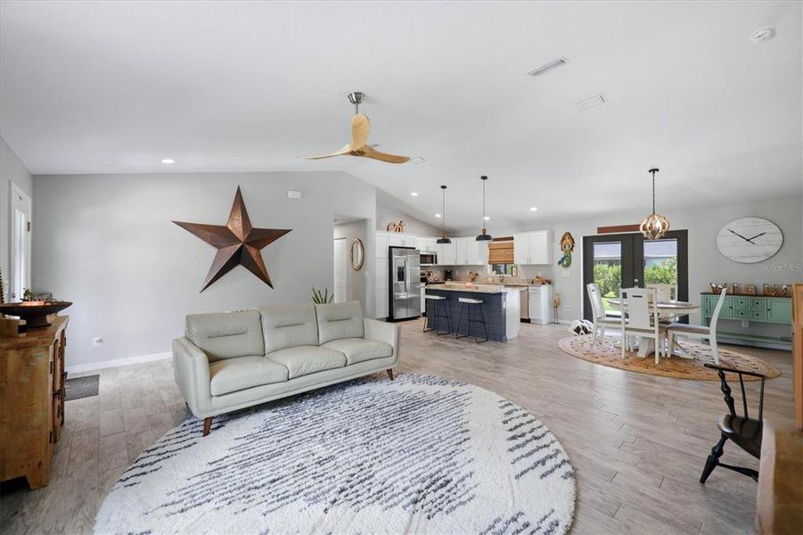 Furnished interior view inside a new home in , Port Charlotte (Image 31).