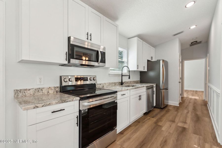Furnished interior view inside a new home in , Jacksonville (Image 4).