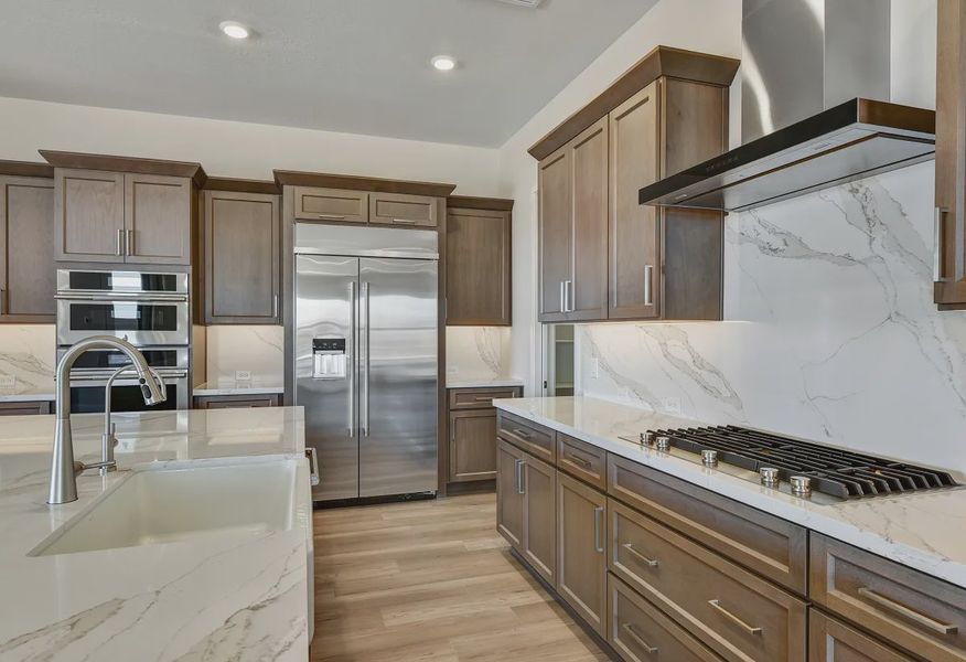 Trilogy Ridgecrest Costa HS 105 Kitchen - 2 of 11