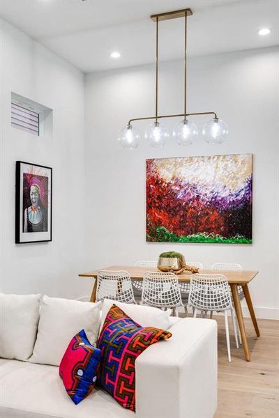 Furnished interior view inside a new home in , Dallas (Image 35).