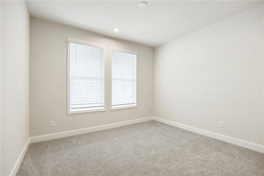Spacious, unfurnished interior of a new home in Hillside Manor, Powder Springs (Image 42). Spacious, unfurnished interior of a new home in Hillside Manor, Powder Springs (Image 42).