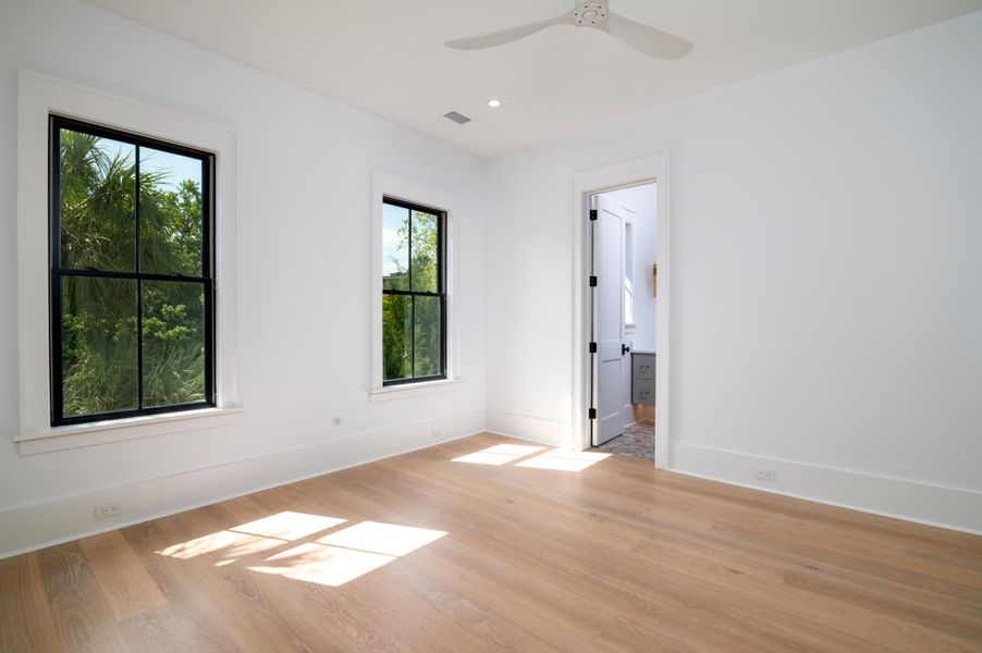Spacious, unfurnished interior of a new home in , Sullivan's Island (Image 21).