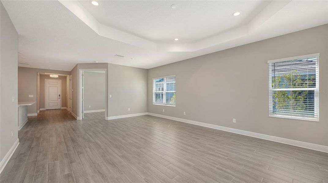 Spacious, unfurnished interior of a new home in Palm Grove, Lakewood Ranch (Image 19).