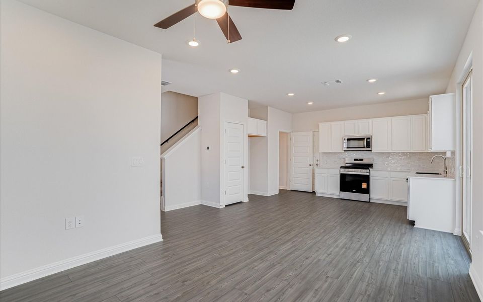 Spacious, unfurnished interior of a new home in Easton Park, Austin (Image 12).