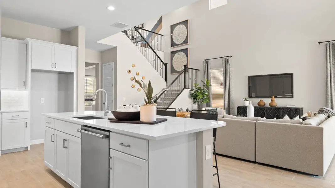 Furnished interior view inside a new home in Aloravita, Peoria (Image 15).