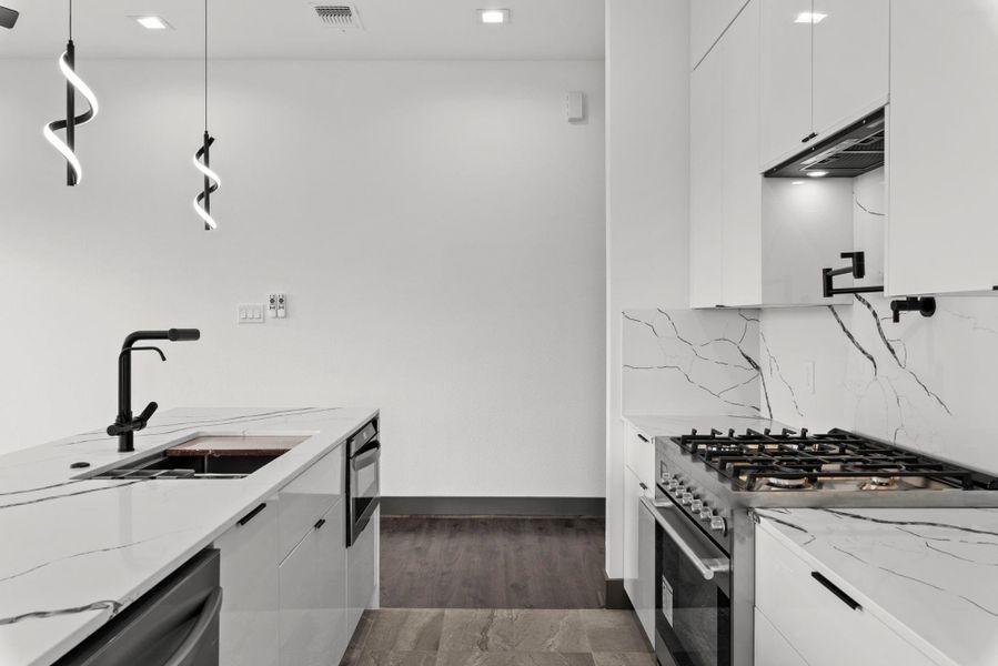 Furnished interior view inside a new home in , Houston (Image 6).