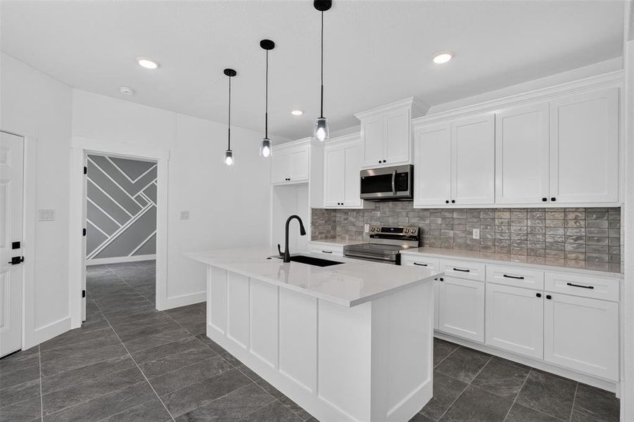 Furnished interior view inside a new home in , Fort Worth (Image 6).