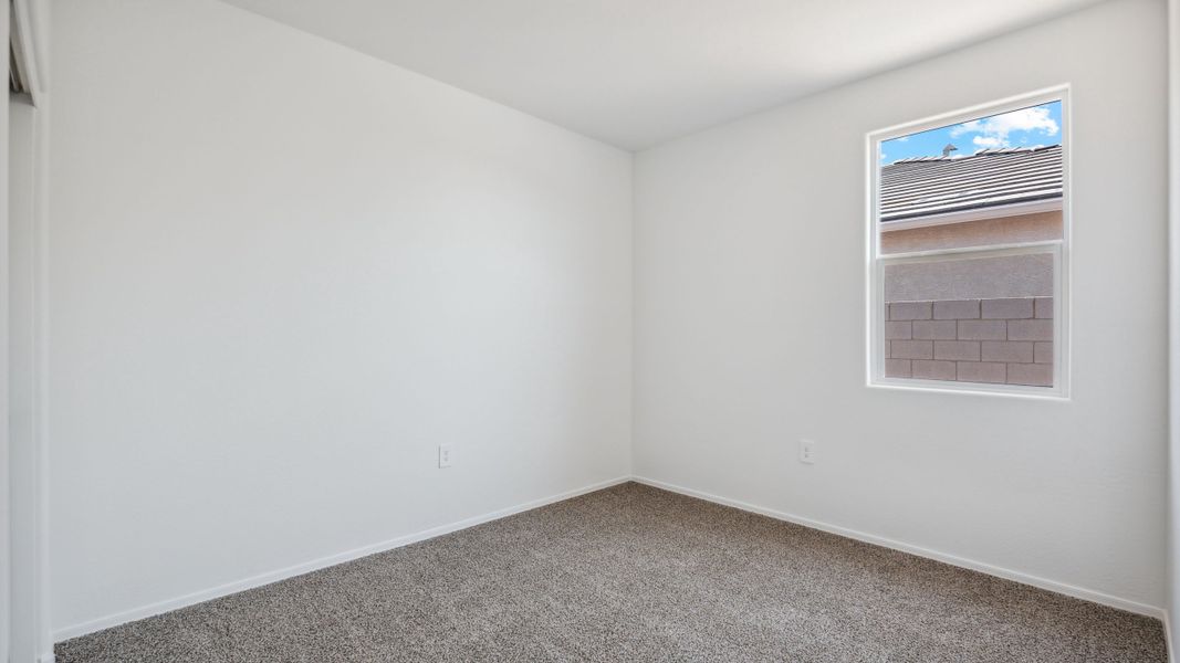 Spacious, unfurnished interior of a new home in Anthem at Merrill Ranch, Florence (Image 21).