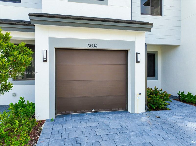 Exterior details and patio area of a home in , Homestead (Image 22).