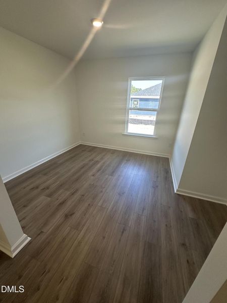 20250920_155611665_iOS