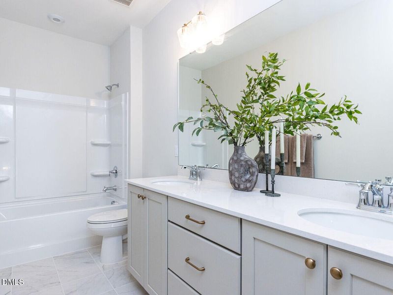 027-1280x960-bathroom 027-1280x960-bathroom