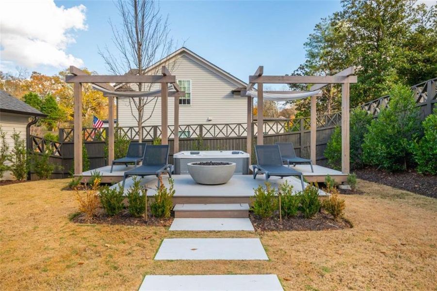 Community amenities in Barrington Place, Roswell (Image 47). Community amenities in Barrington Place, Roswell (Image 47).