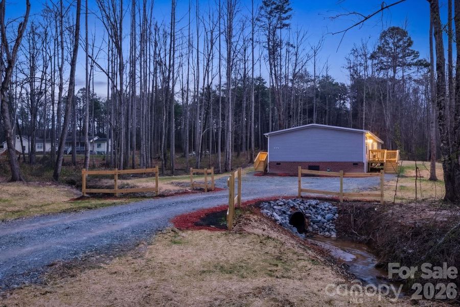 Exterior details and patio area of a home in , Lincolnton (Image 17).