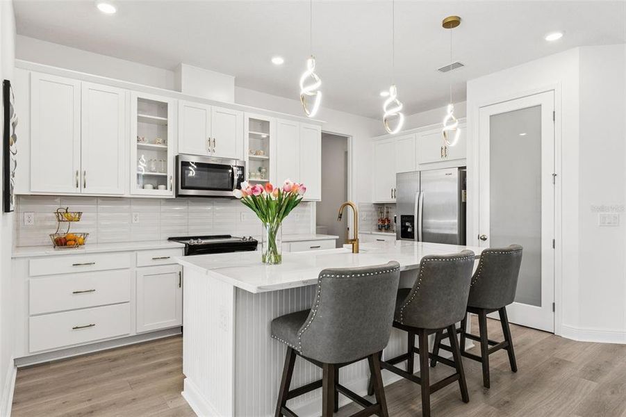 Furnished interior view inside a new home in , Minneola (Image 7).