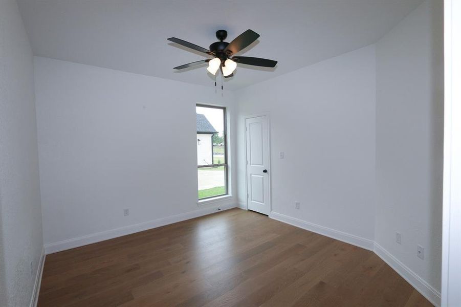 Spacious, unfurnished interior of a new home in , Tyler (Image 16).