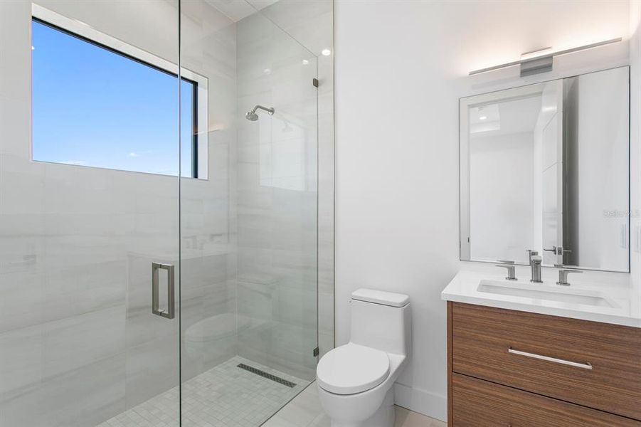 Furnished interior view inside a new home in , Tampa (Image 39).