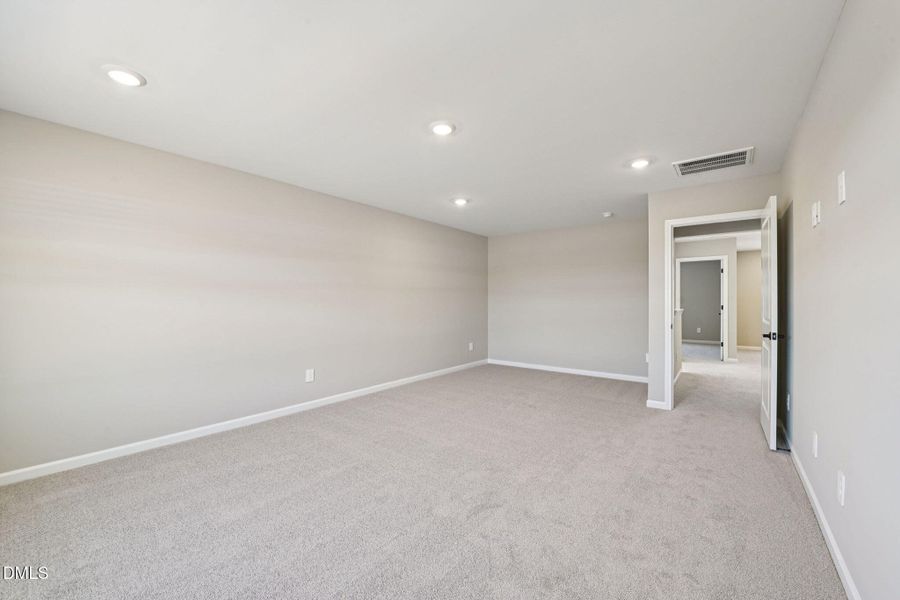 27-web-or-mls-Raleigh - Watkins Glen - 3 27-web-or-mls-Raleigh - Watkins Glen - 3