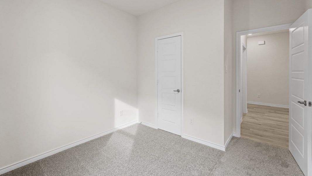 Spacious, unfurnished interior of a new home in Elevon, Lavon (Image 24).