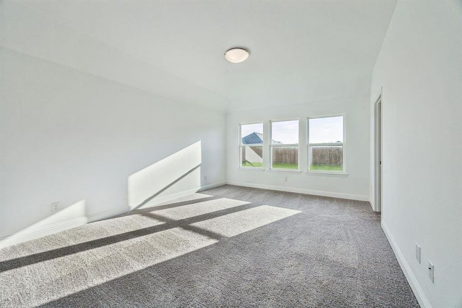 Spacious, unfurnished interior of a new home in Sicily, Princeton (Image 16).