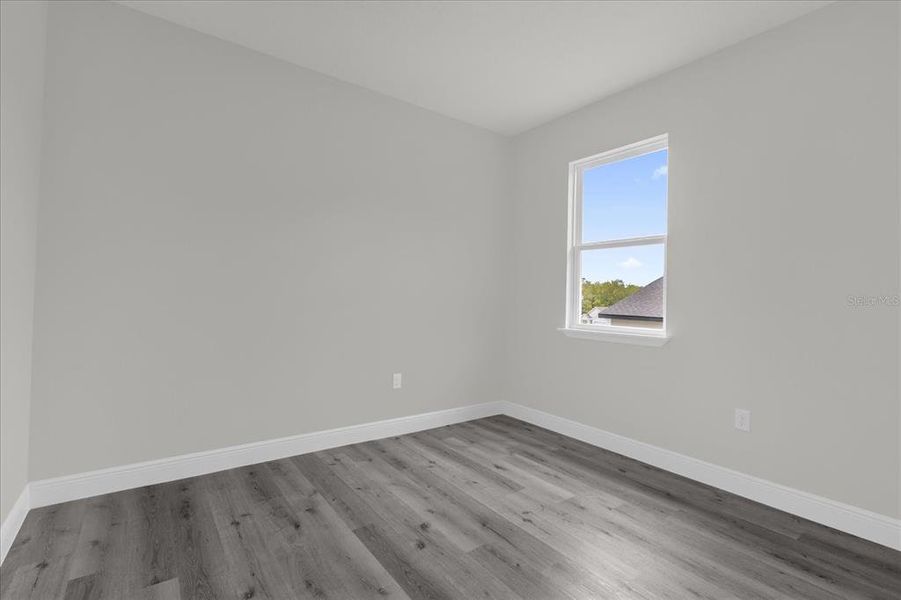 Spacious, unfurnished interior of a new home in , Dunnellon (Image 29).
