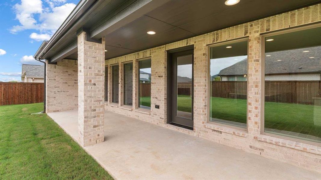 Spacious, unfurnished interior of a new home in The Lakes Of Somercrest 60', Midlothian (Image 16). Spacious, unfurnished interior of a new home in The Lakes Of Somercrest 60', Midlothian (Image 16).