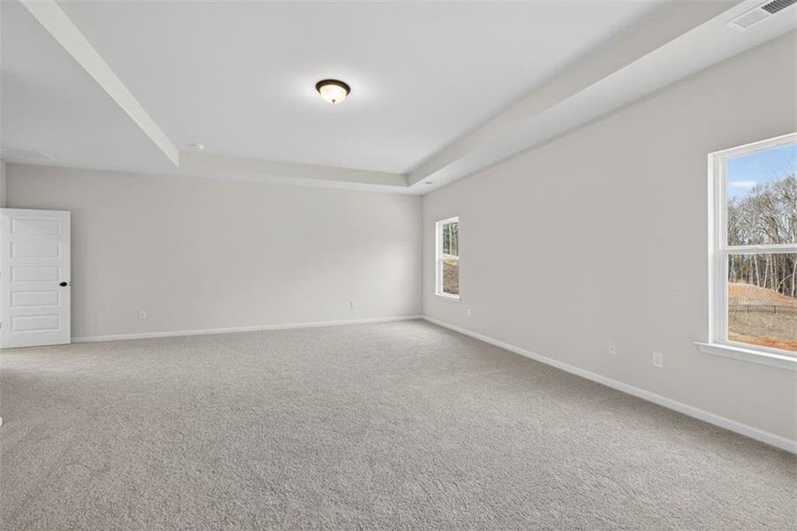 Spacious, unfurnished interior of a new home in Allen Manor, Hoschton (Image 13).