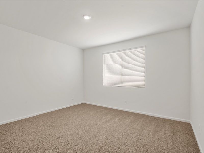 Spacious, unfurnished interior of a new home in Alamar at Rocking K, Vail (Image 10).