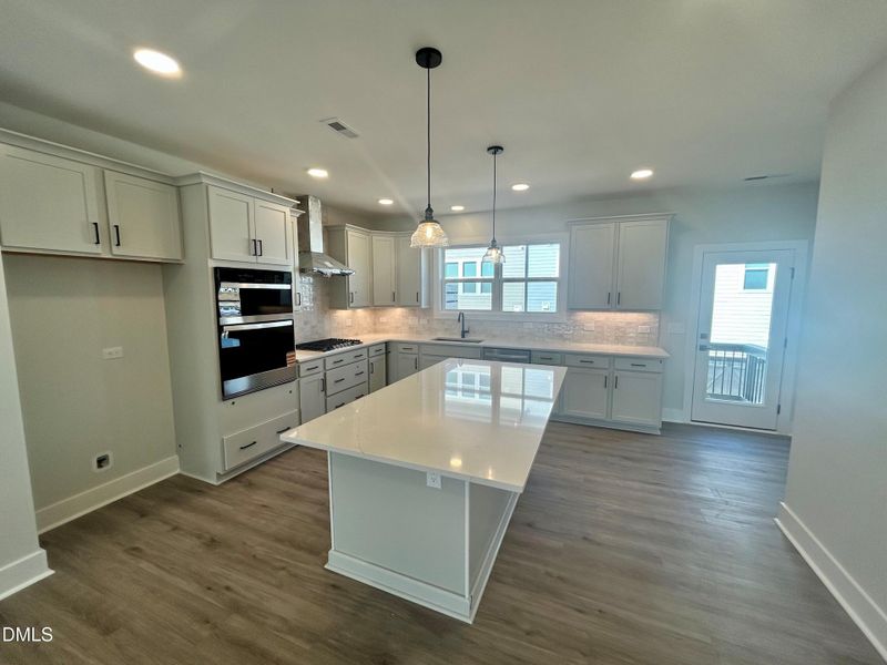 Lot 29 Kitchen 2