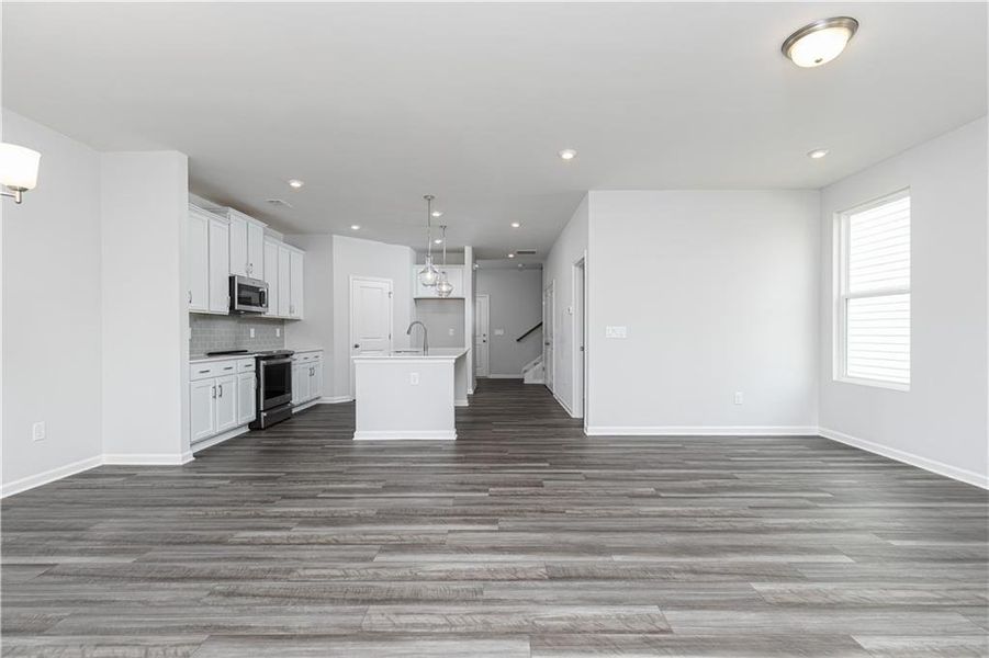 Spacious, unfurnished interior of a new home in , Powder Springs (Image 11). Spacious, unfurnished interior of a new home in , Powder Springs (Image 11).