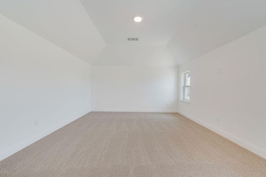 Spacious, unfurnished interior of a new home in Dominion of Pleasant Valley, Wylie (Image 19). Spacious, unfurnished interior of a new home in Dominion of Pleasant Valley, Wylie (Image 19).