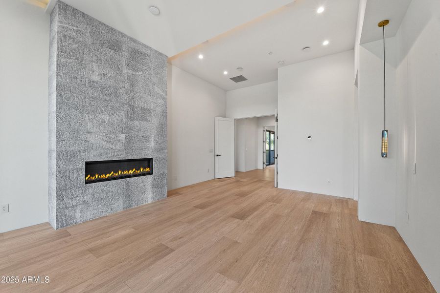 057_e_celestial-28_686