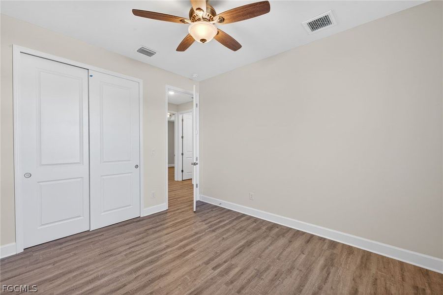 Spacious, unfurnished interior of a new home in Cape Coral, Cape Coral (Image 26).