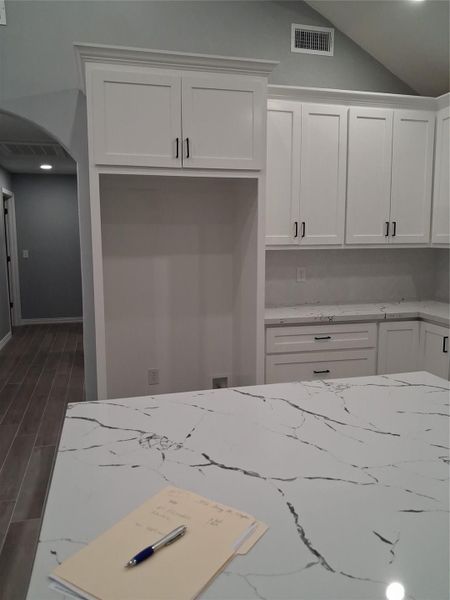 Image 37 of a home in .