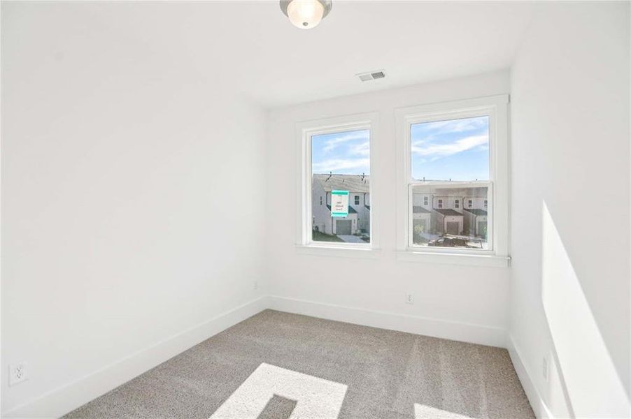 Spacious, unfurnished interior of a new home in Park Vue, Atlanta (Image 23).