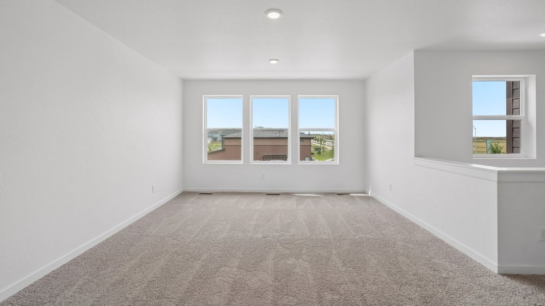 Loft with open layout and natural light. Loft with open layout and natural light.