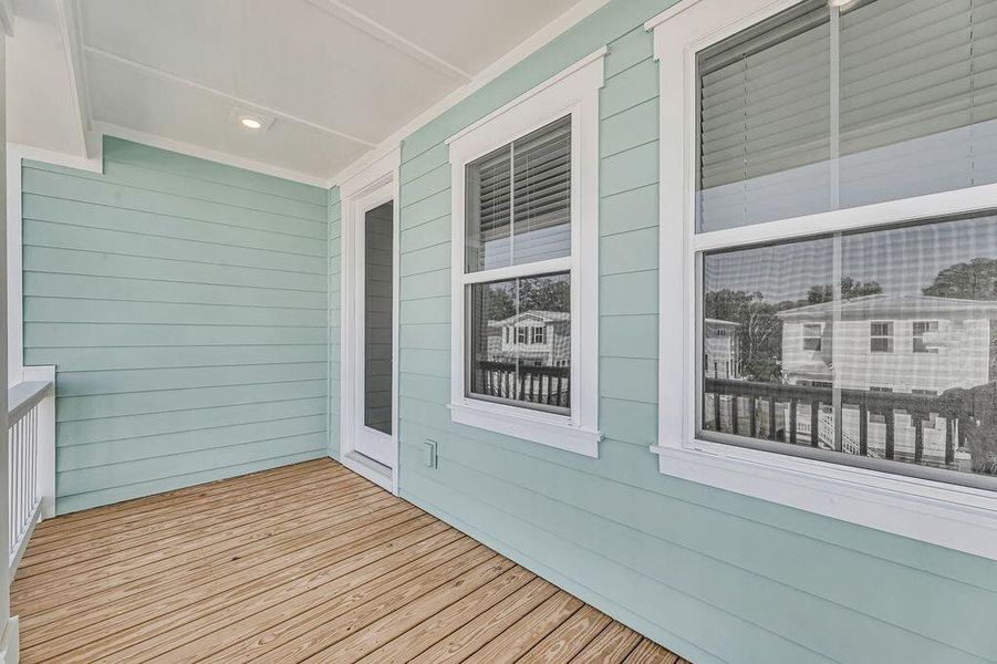 Exterior details and patio area of a home in Central Park, Charleston (Image 23).