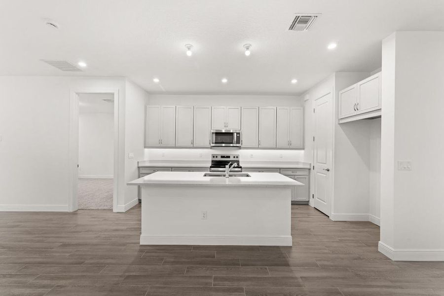 US_SEF_ISLA_LOT 23_kitchen