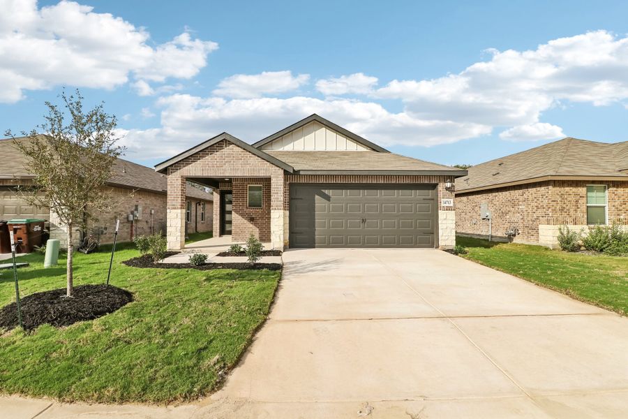 Front exterior of the Cascade floorplan at a Meritage Homes community.