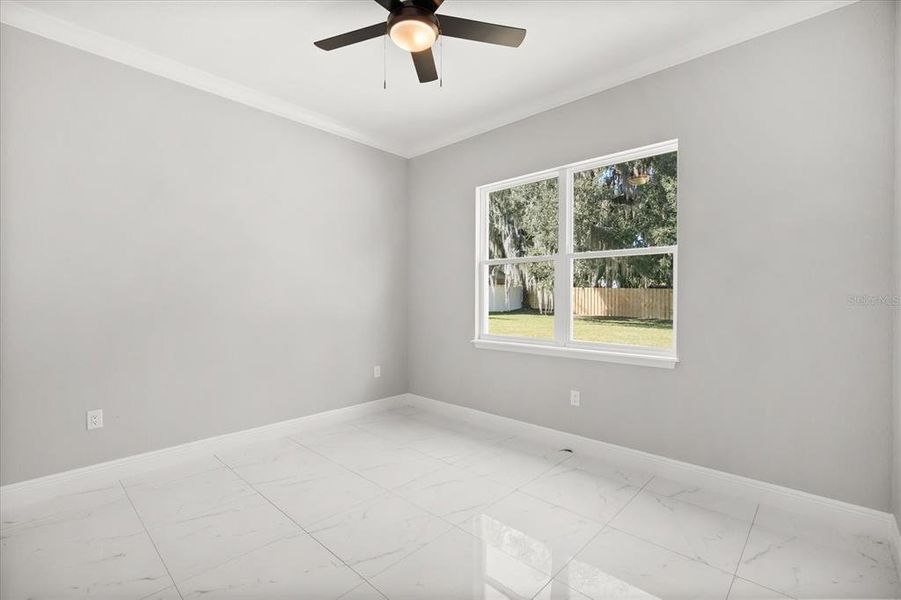 Spacious, unfurnished interior of a new home in , Leesburg (Image 16).