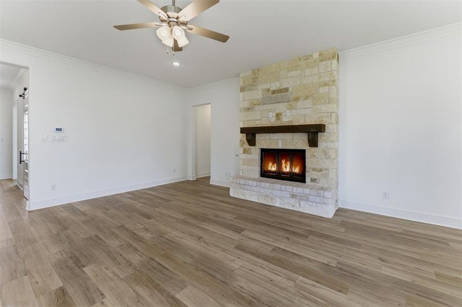 Spacious, unfurnished interior of a new home in Grayson Ridge, Van Alstyne (Image 14).
