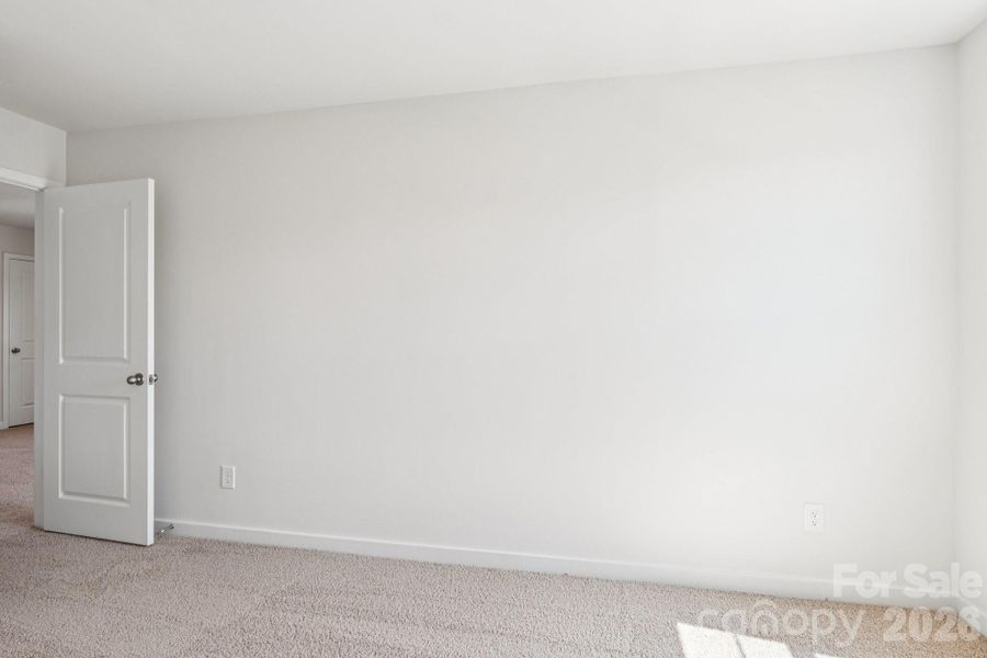 Spacious, unfurnished interior of a new home in Woodhaven at Chester, Chester (Image 32).