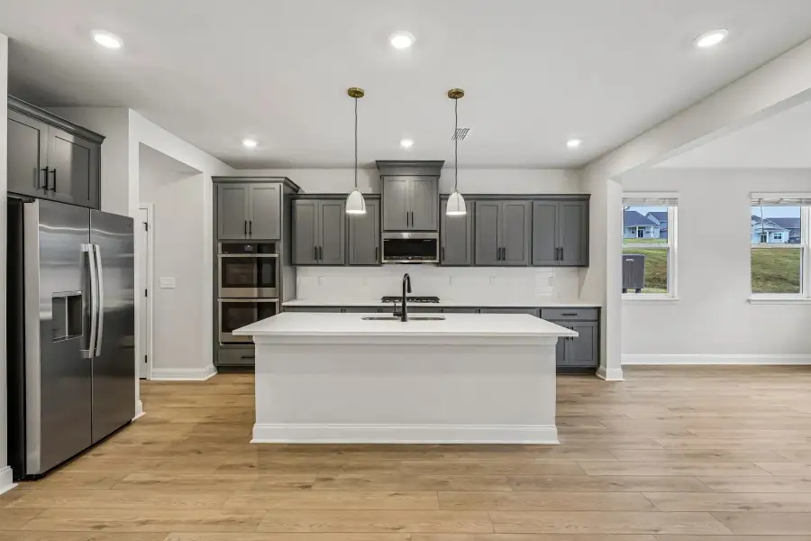 Kitchen | For representation purposes only. Options and layout may vary by community and home plan. Kitchen | For representation purposes only. Options and layout may vary by community and home plan.