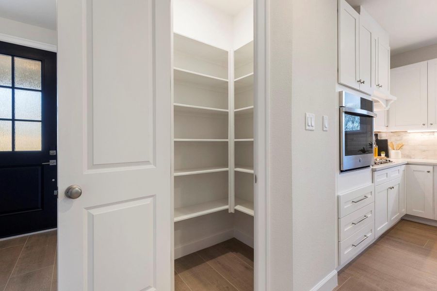 Furnished interior view inside a new home in , Brenham (Image 15). Furnished interior view inside a new home in , Brenham (Image 15).