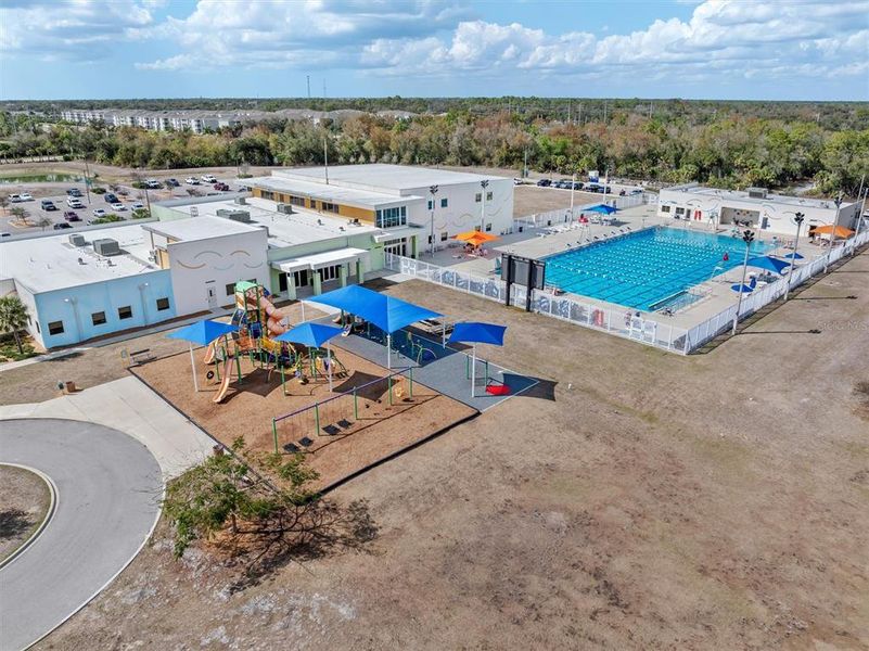 Community amenities in , Port Charlotte (Image 26).