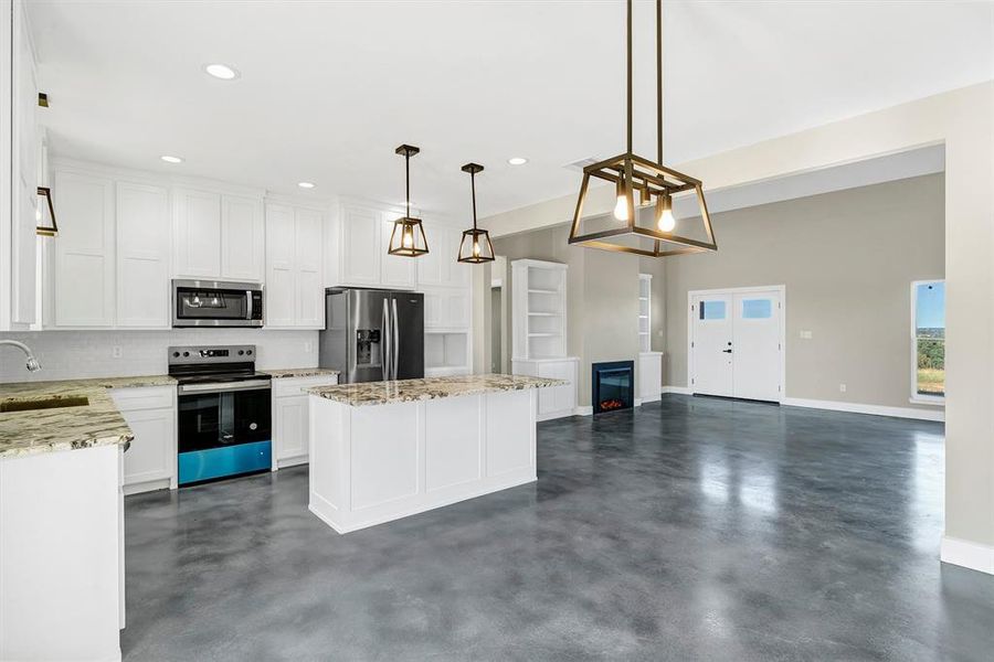 Furnished interior view inside a new home in , Stephenville (Image 9).