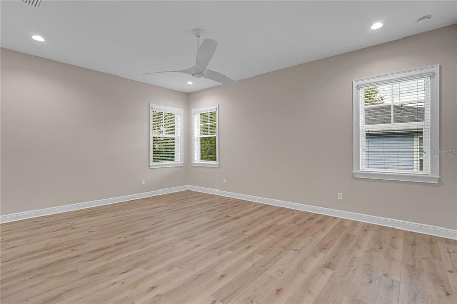 Spacious, unfurnished interior of a new home in , St. Petersburg (Image 20). Spacious, unfurnished interior of a new home in , St. Petersburg (Image 20).