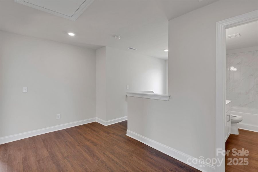 Spacious, unfurnished interior of a new home in , Lincolnton (Image 32).