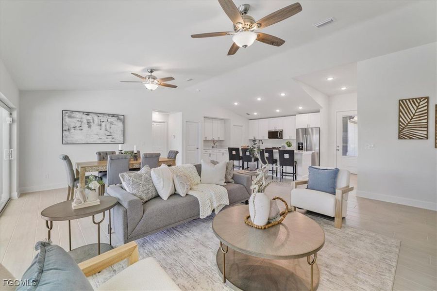 Furnished interior view inside a new home in Cape Coral, Cape Coral (Image 15).